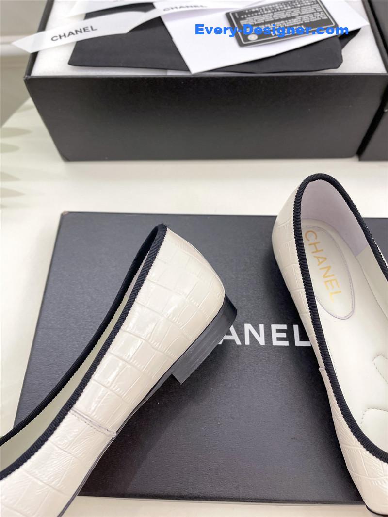 CC catwalk style camellia shoes