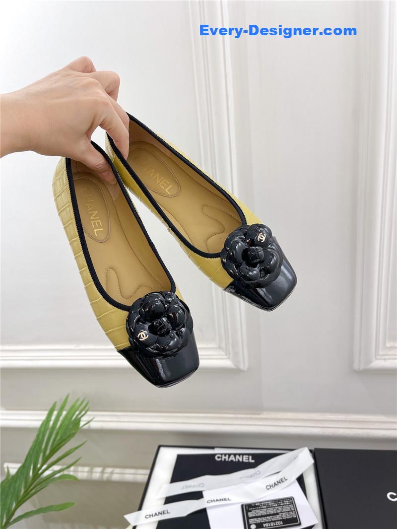 CC catwalk style camellia shoes