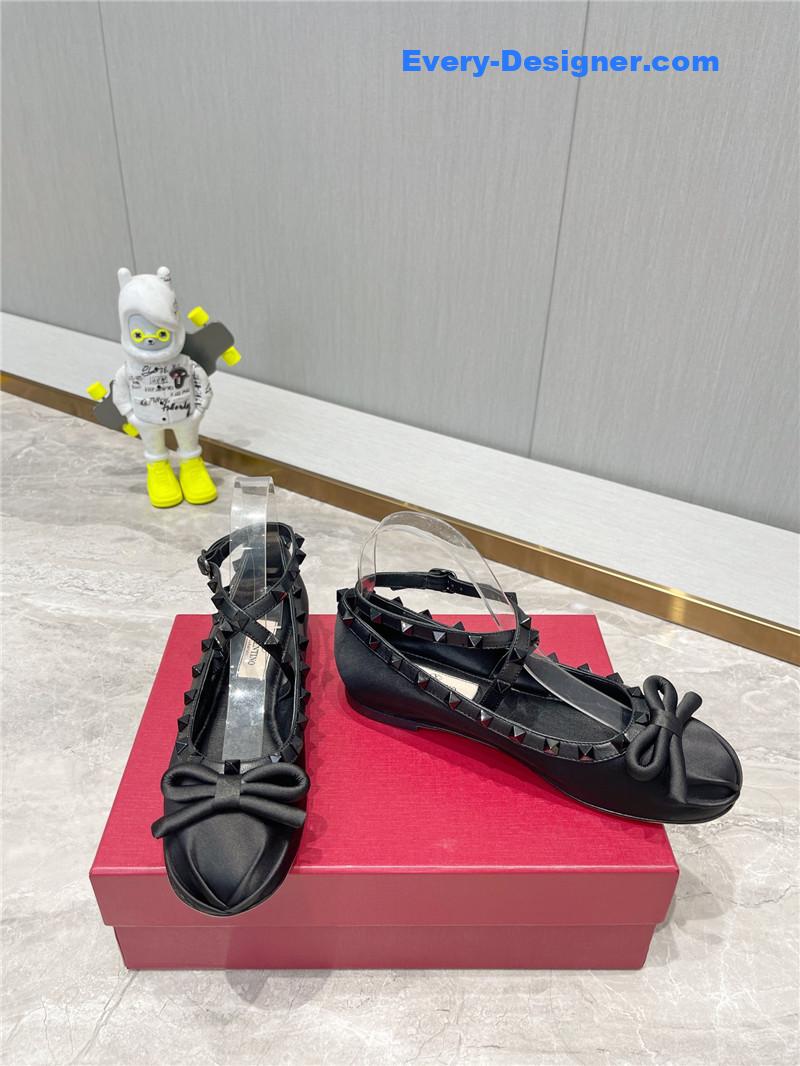 Va1e*ntin0 rockstud studded satin ballet flats