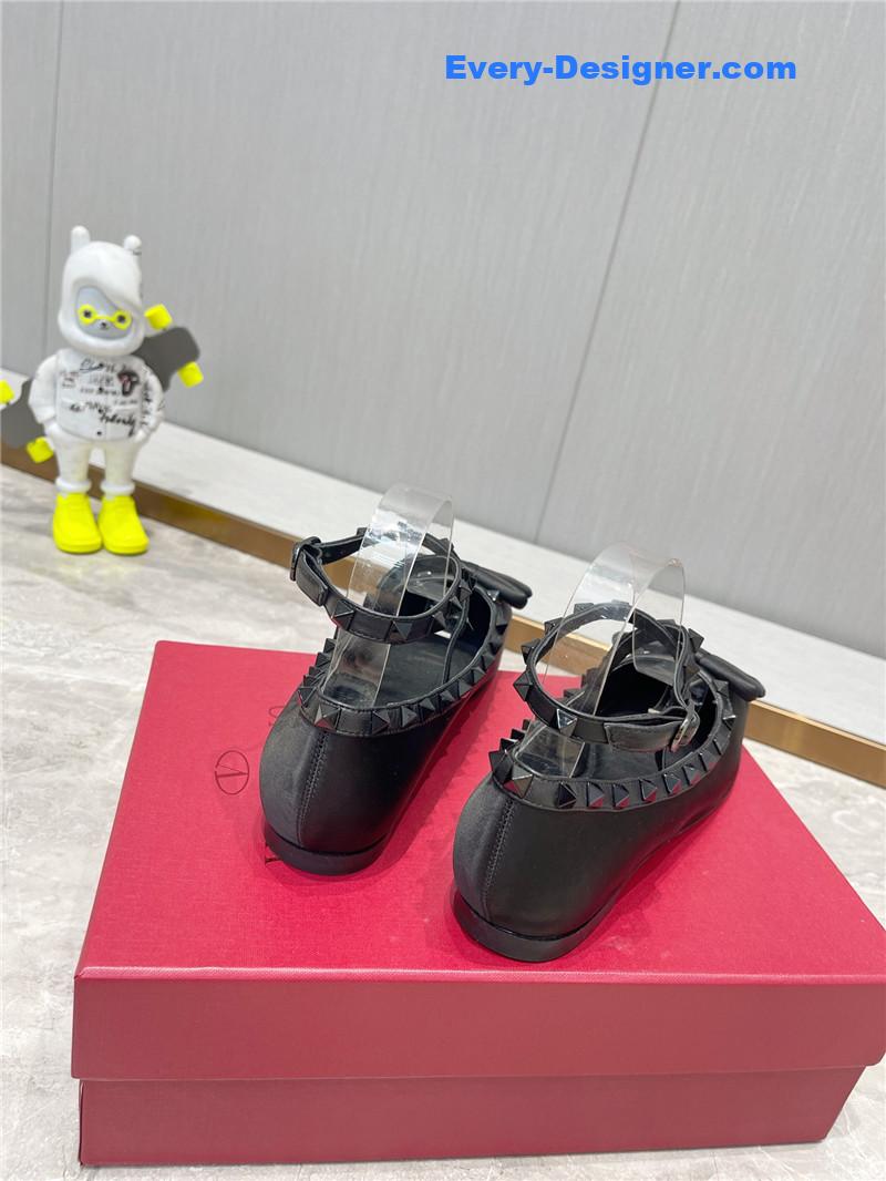 Va1e*ntin0 rockstud studded satin ballet flats