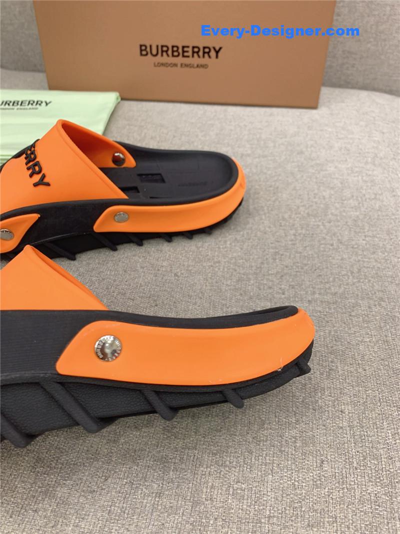 Bv*b*rry new hollow slippers
