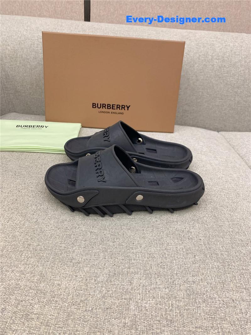 Bv*b*rry new hollow slippers