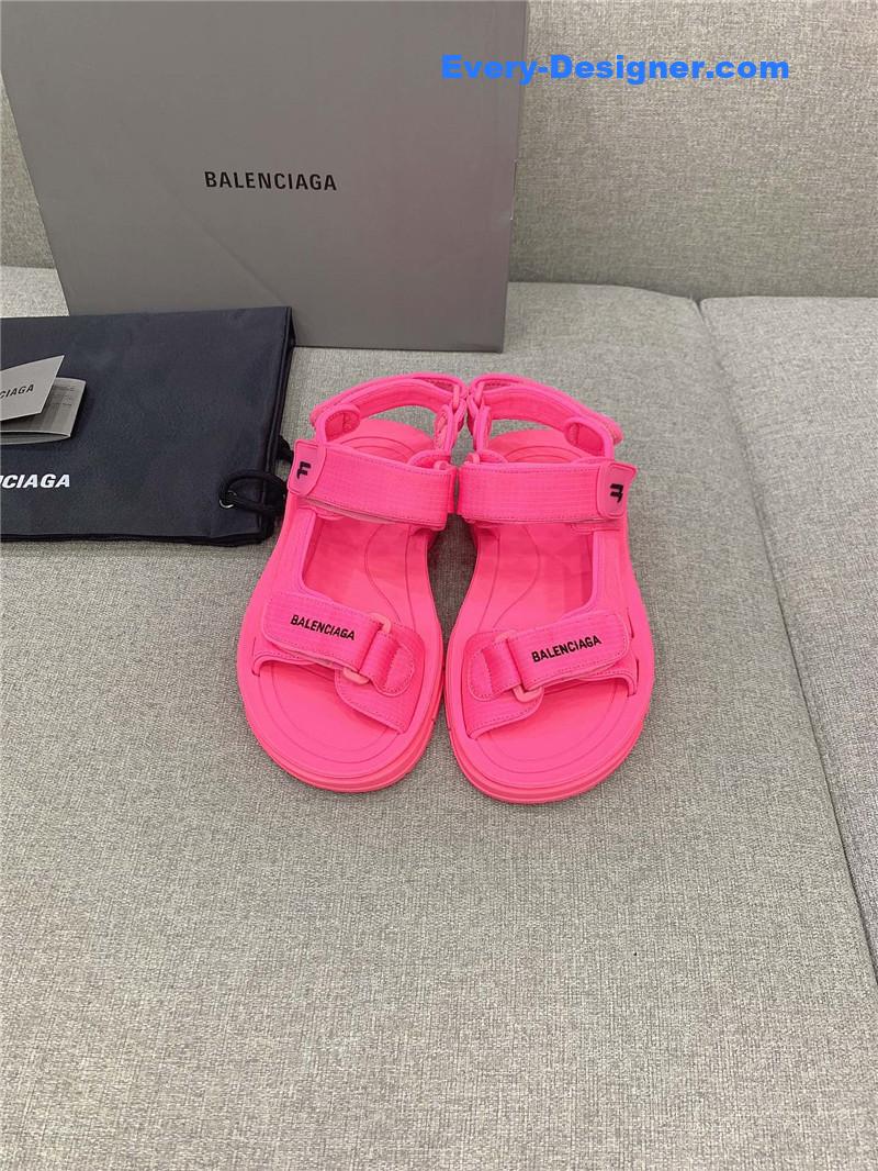 Ba1en*iaga new velcro sandals