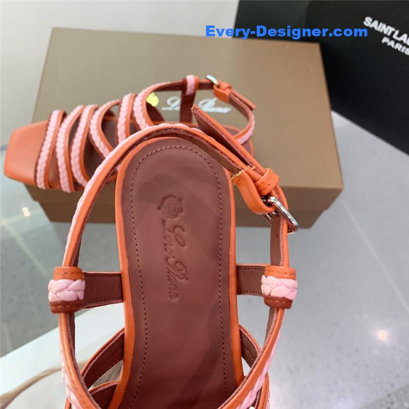 L0r0 P1ana flat sandals