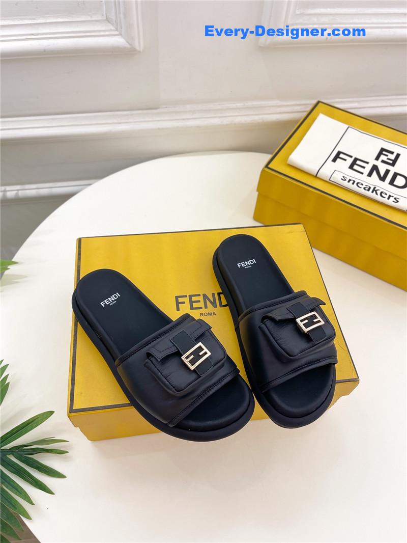 F**di pocket casual slippers