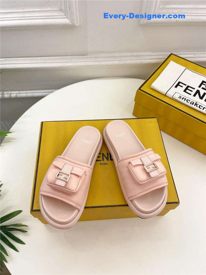 F**di pocket casual slippers