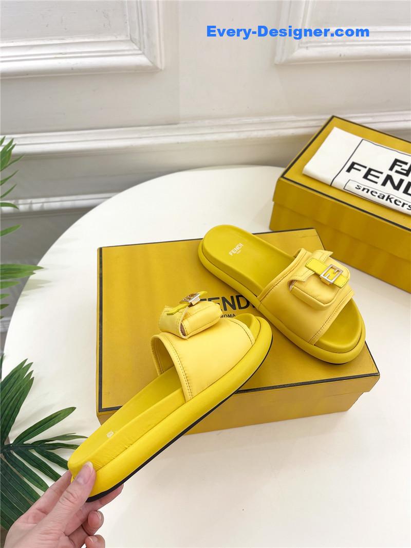 F**di pocket casual slippers
