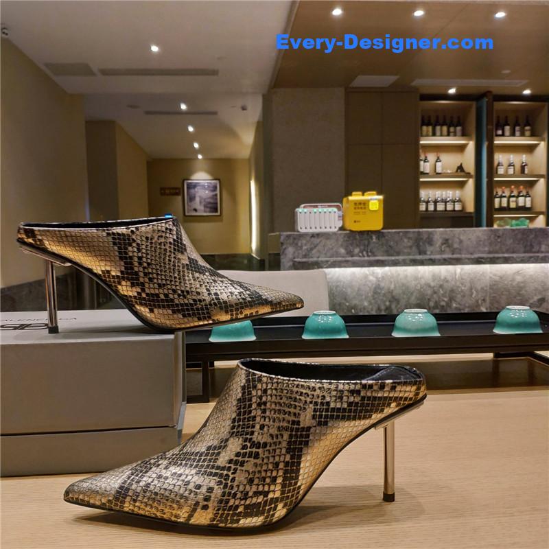Ba1en*iaga deep toe slippers