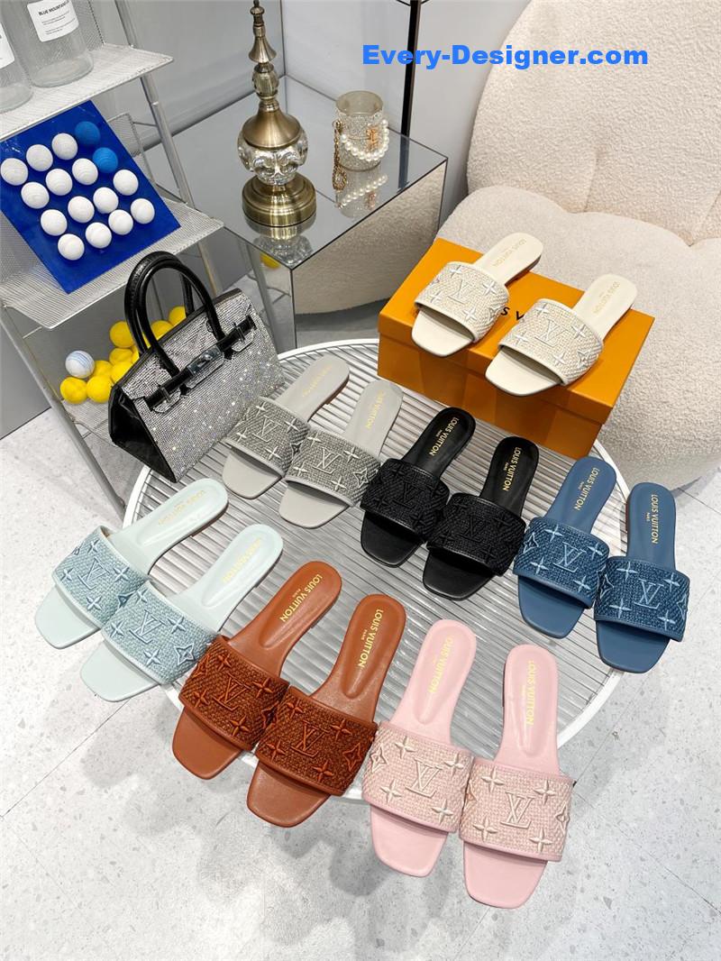 l0vis Vvtt0n lv catwalk flat slippers