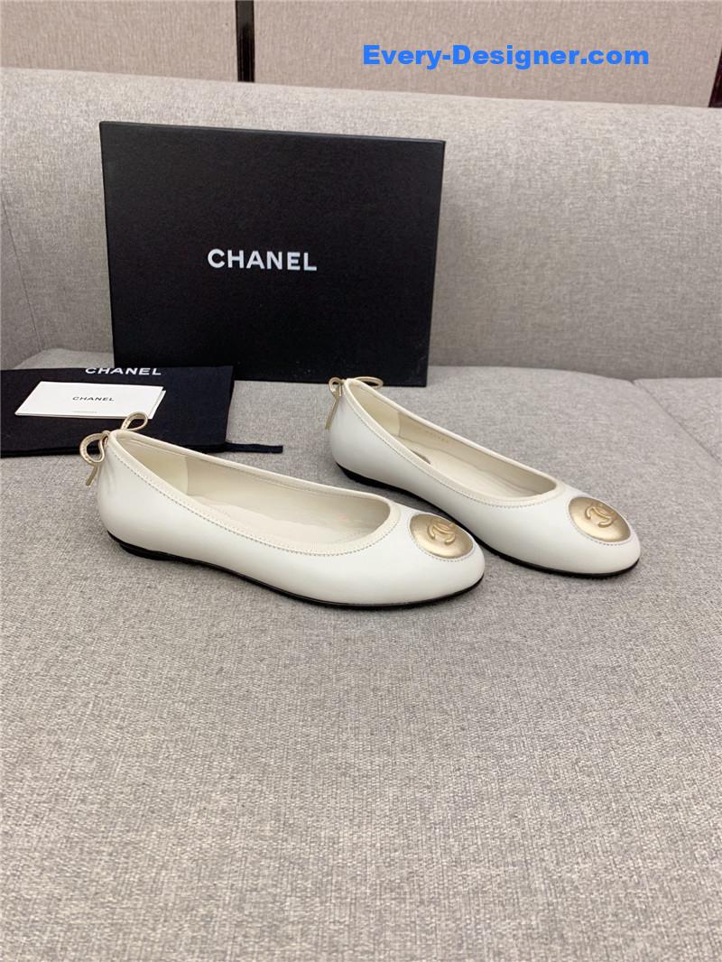 CC vintage flat shoes