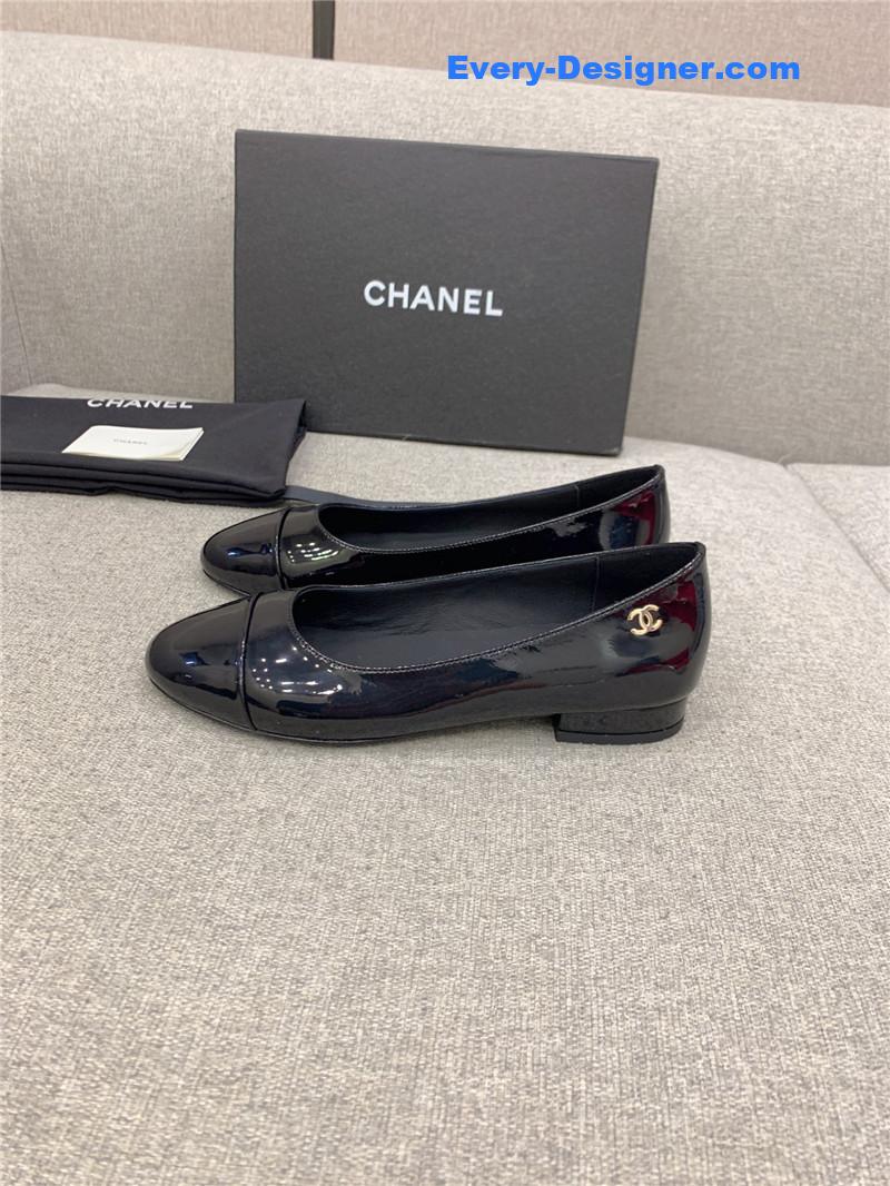 CC new flat shoes