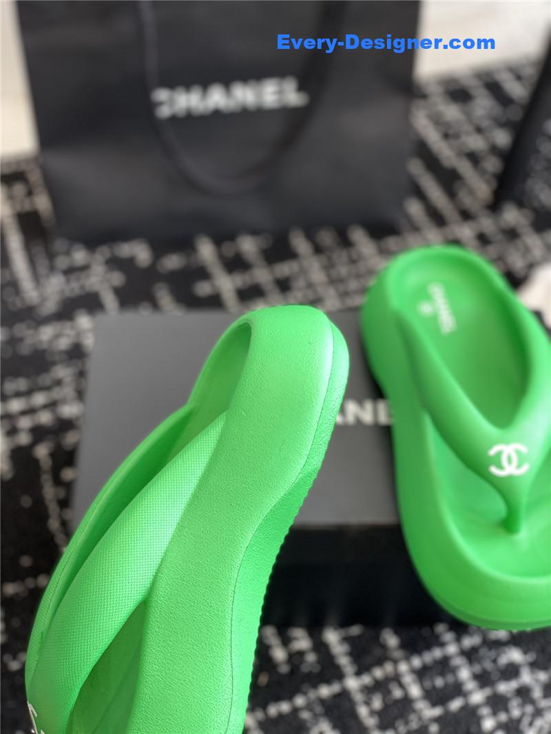 CC explosive style muffin sandals and slippers