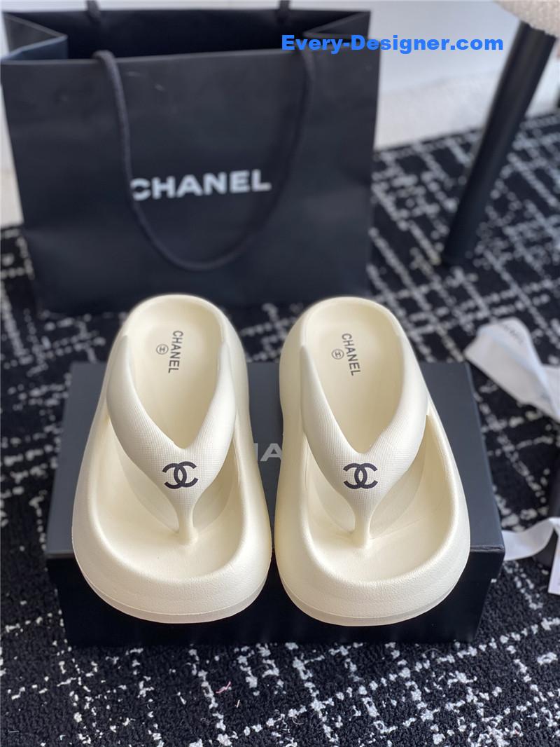 CC explosive style muffin sandals and slippers