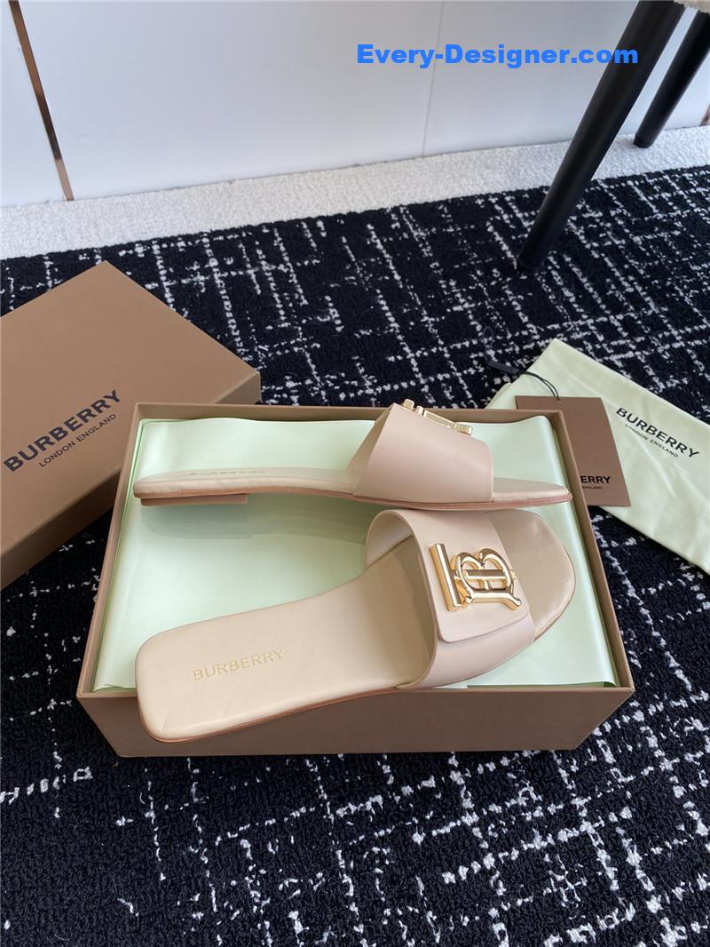 Bv*b*rry new slippers