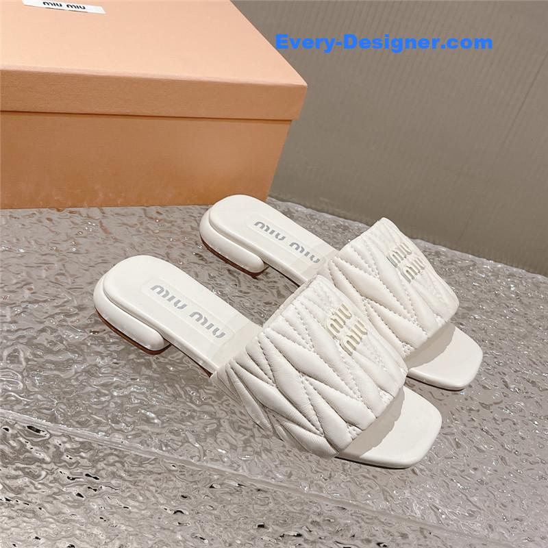 M1um1u mary jane slippers