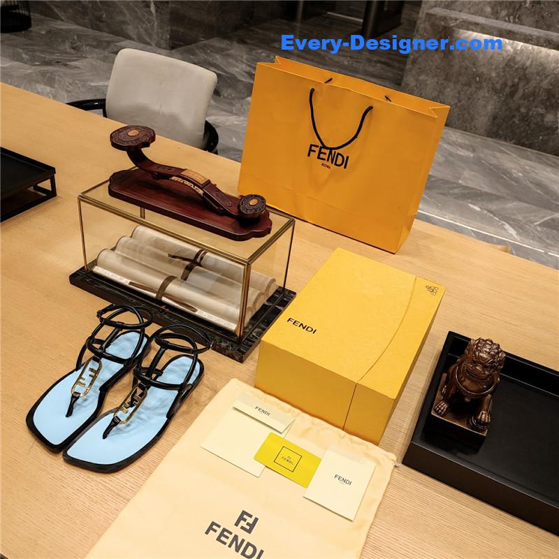 F**di flat beach sandals