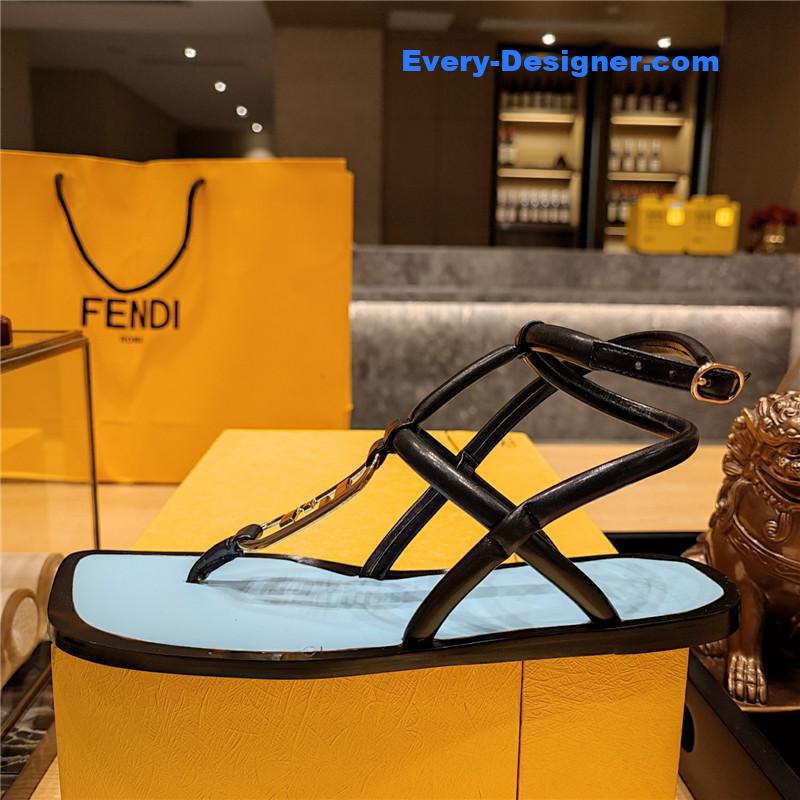 F**di flat beach sandals