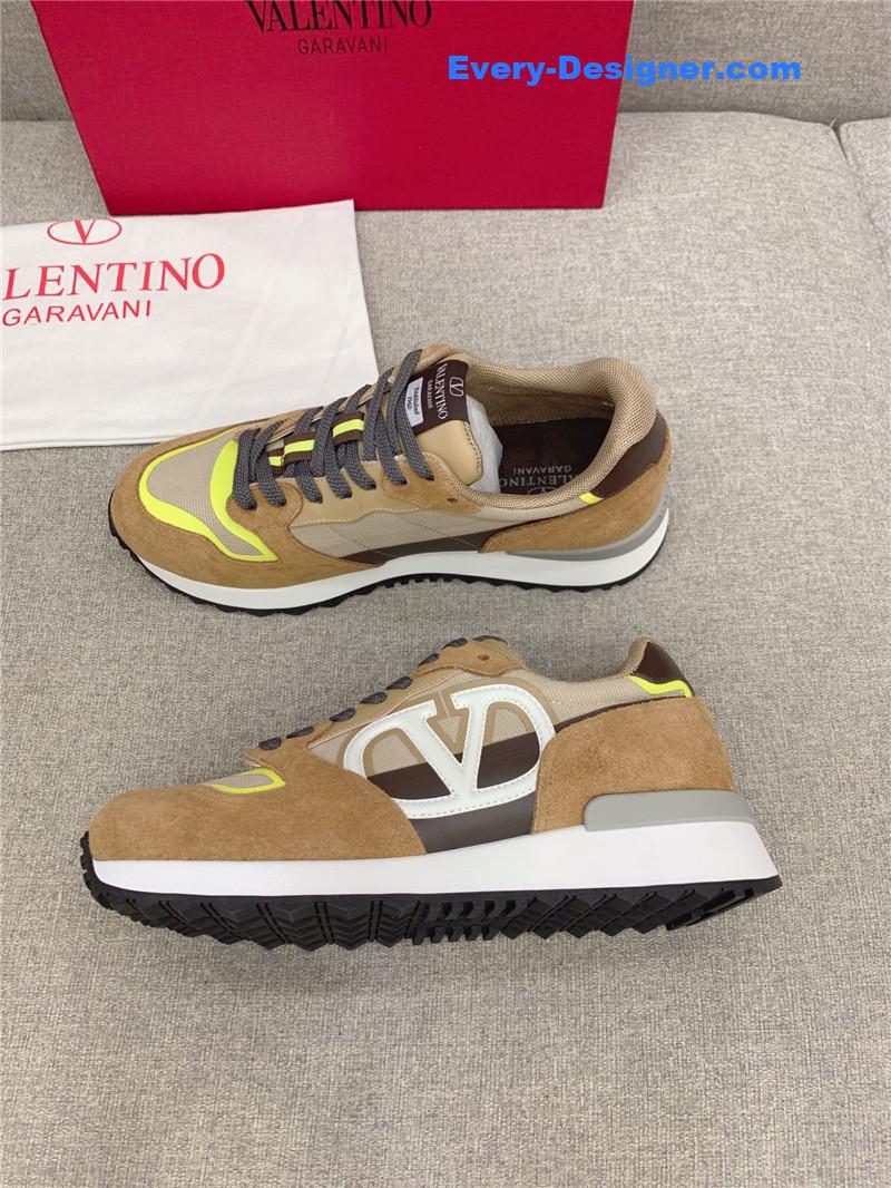 Va1e*ntin0 new sneakers