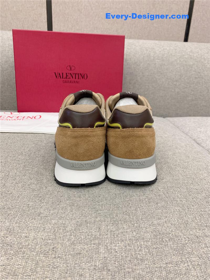 Va1e*ntin0 new sneakers