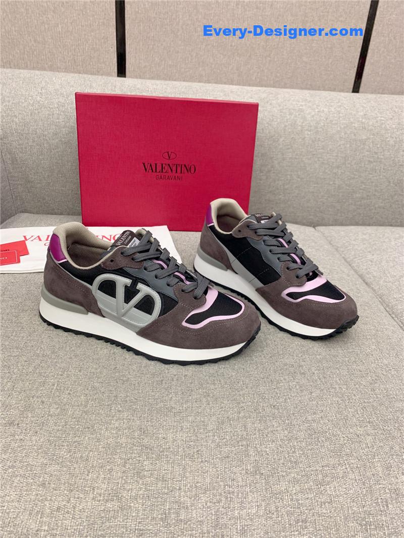 Va1e*ntin0 new sneakers
