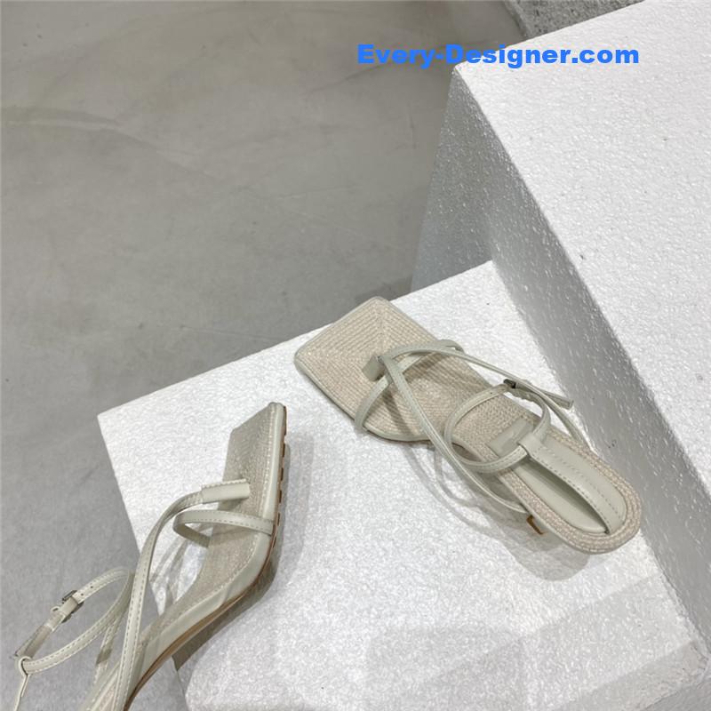 b0tt*ga Ven*ta classic heeled sandals