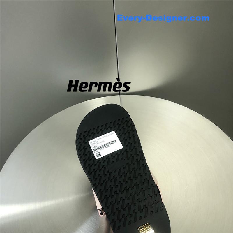 H**me5 genius second uncle sandals