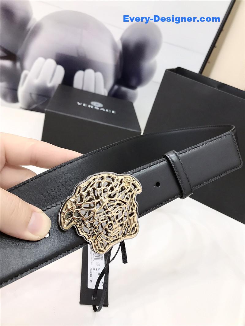 Versace cutout Medusa lam¨¦ buckle belt