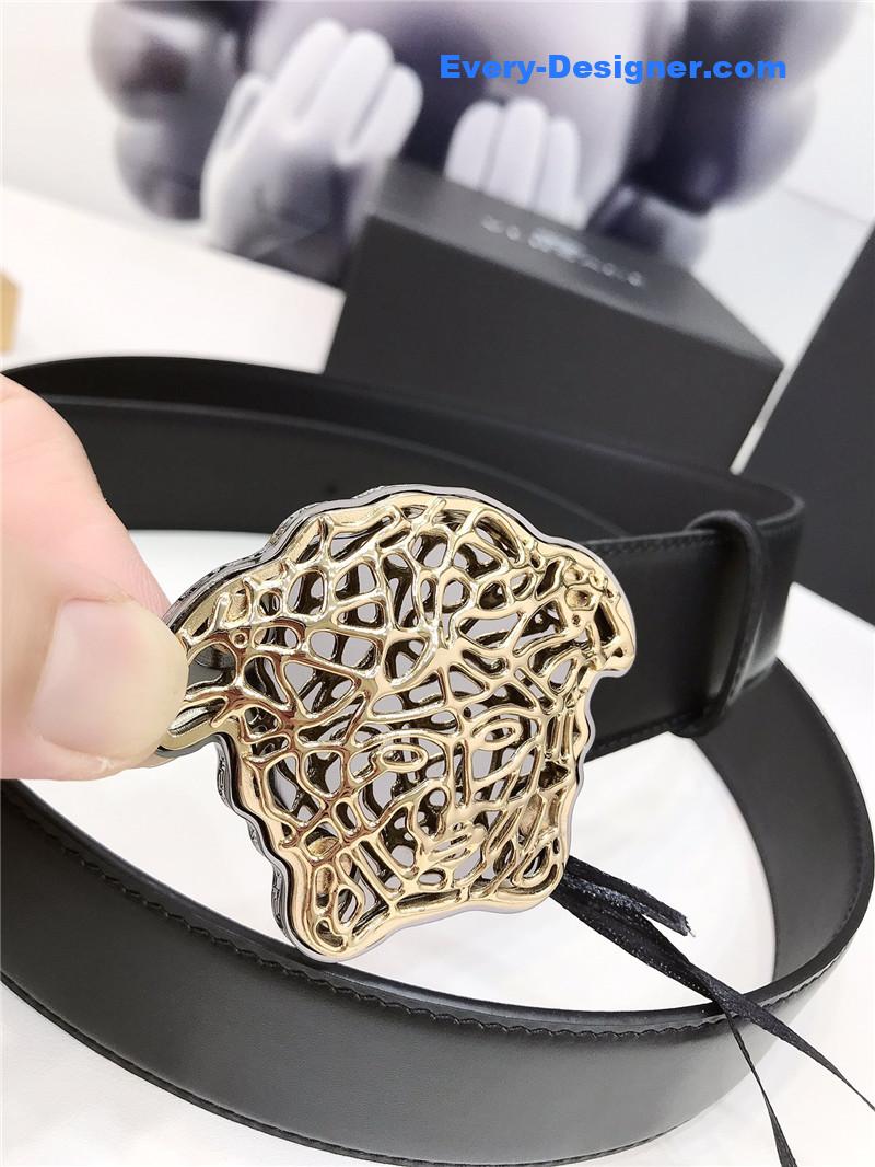 Versace cutout Medusa lam¨¦ buckle belt