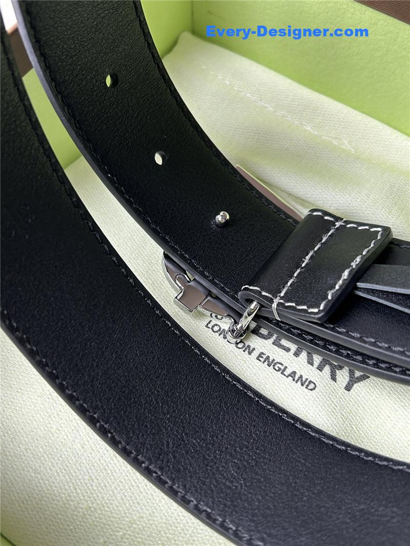 Bv*b*rry simple casual belt