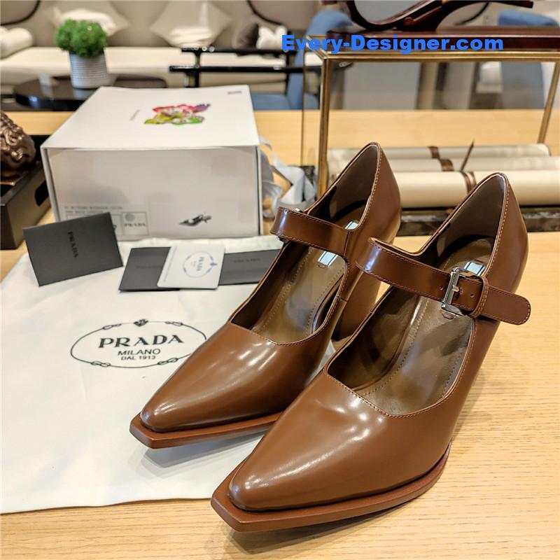 Pra*a wedge shoes