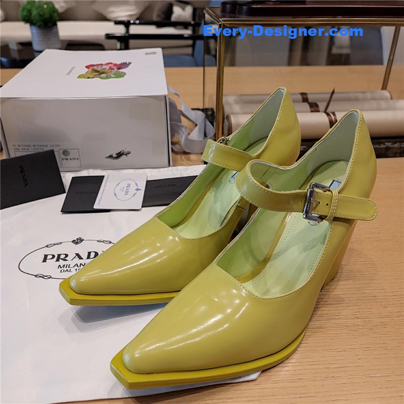 Pra*a wedge shoes