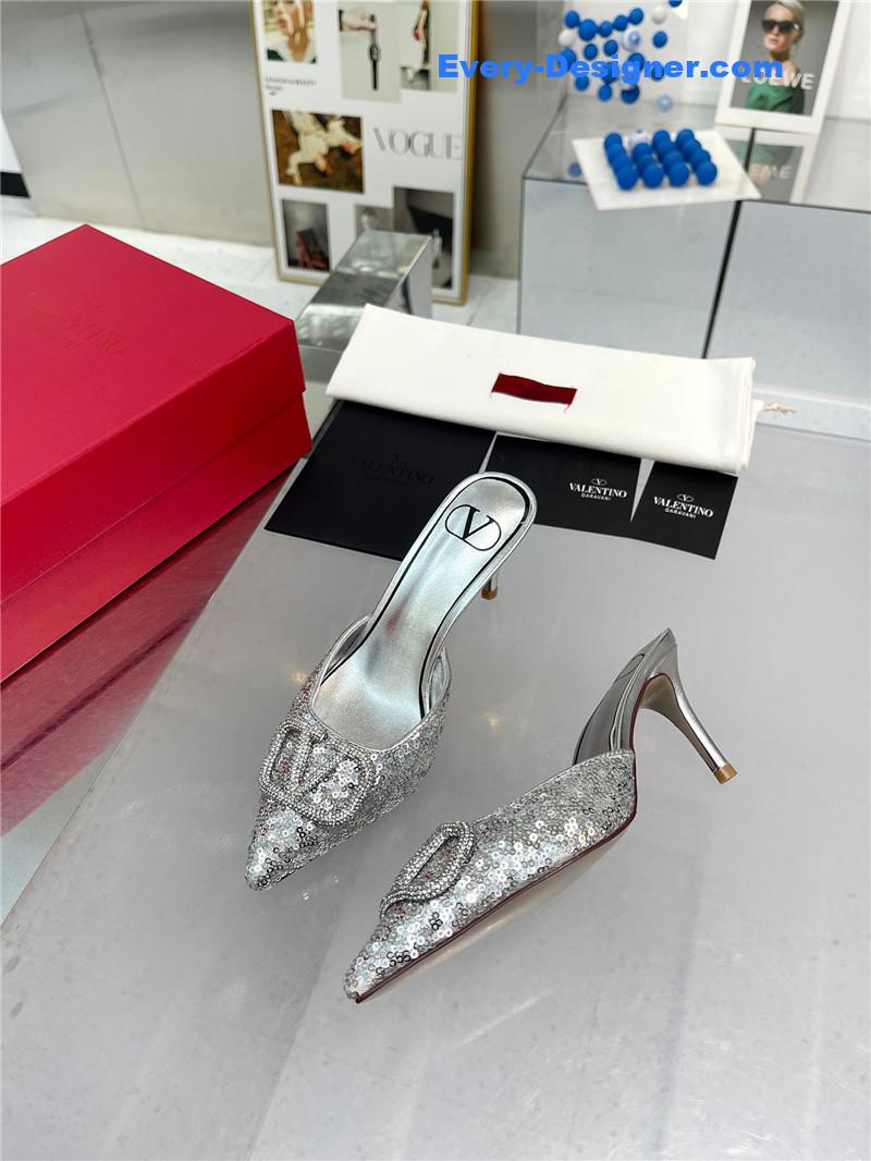 Va1e*ntin0 new sequin version v buckle classic slippers