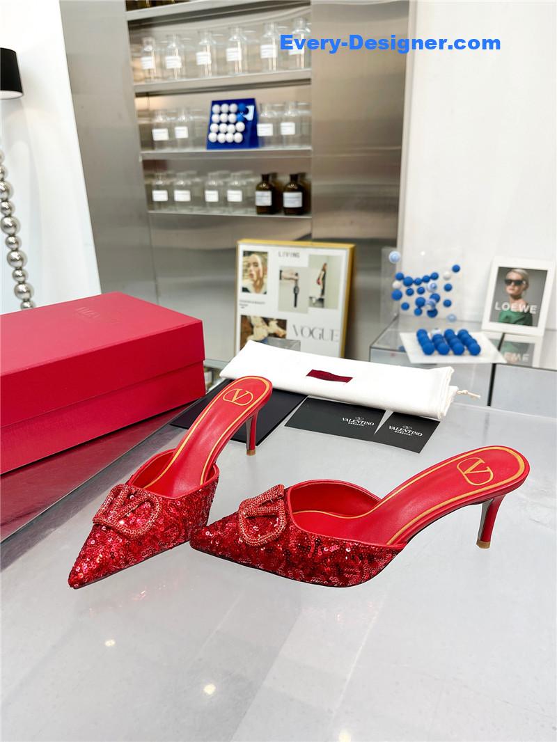 Va1e*ntin0 new sequin version v buckle classic slippers