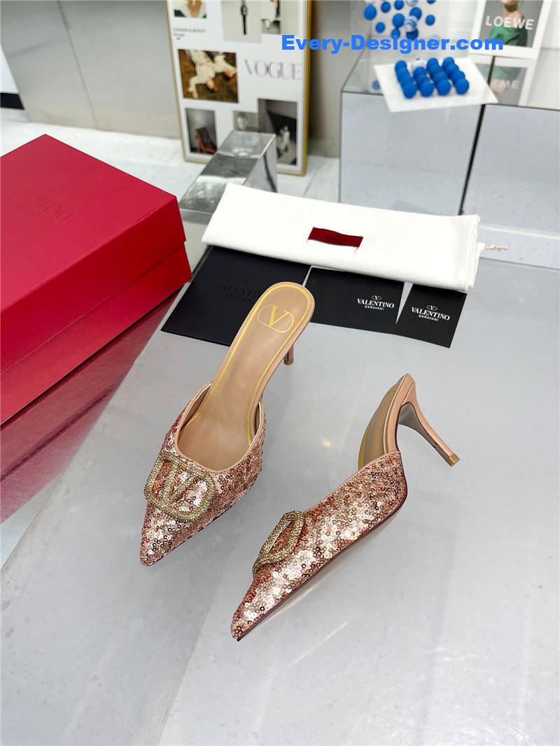 Va1e*ntin0 new sequin version v buckle classic slippers