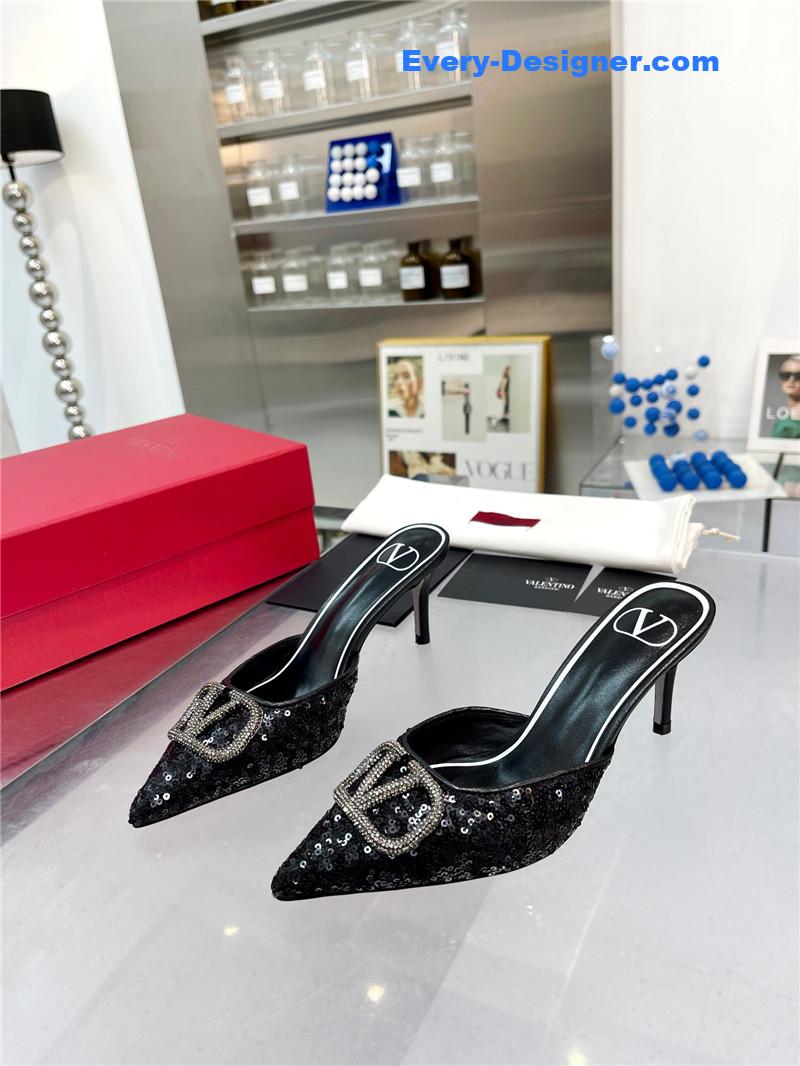 Va1e*ntin0 new sequin version v buckle classic slippers