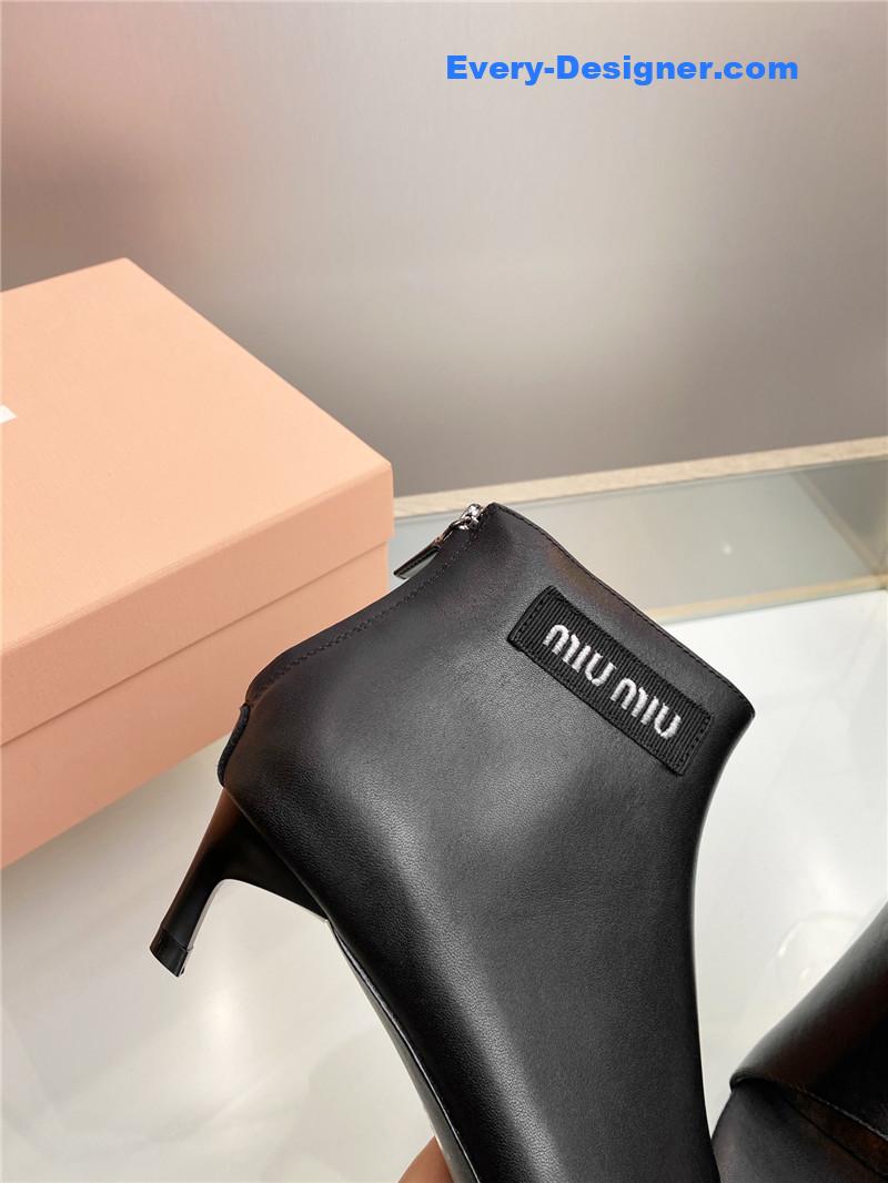 M1um1u fish mouth sandals