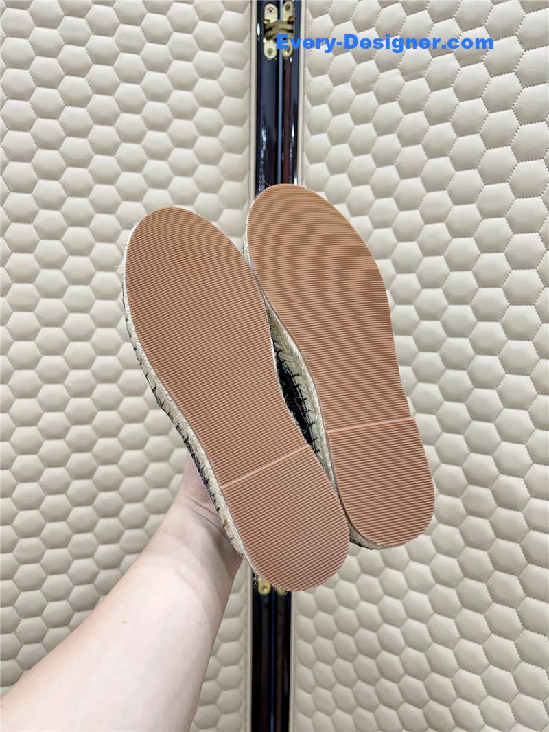 Ce1i*e new triumphal arch fisherman shoes