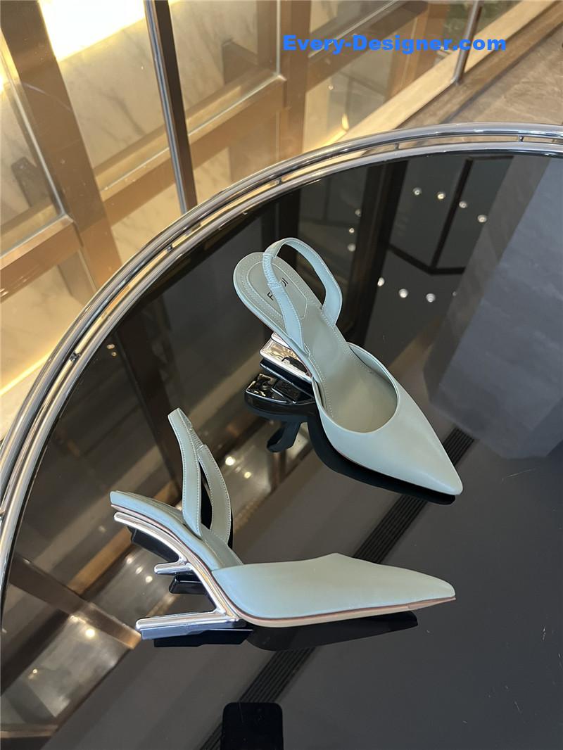 F**di f-shaped three-dimensional heel pumps