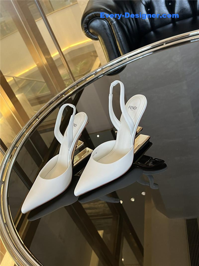 F**di f-shaped three-dimensional heel pumps