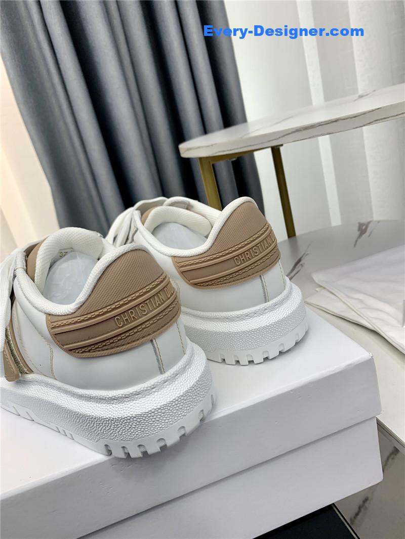 D10r shell shoes