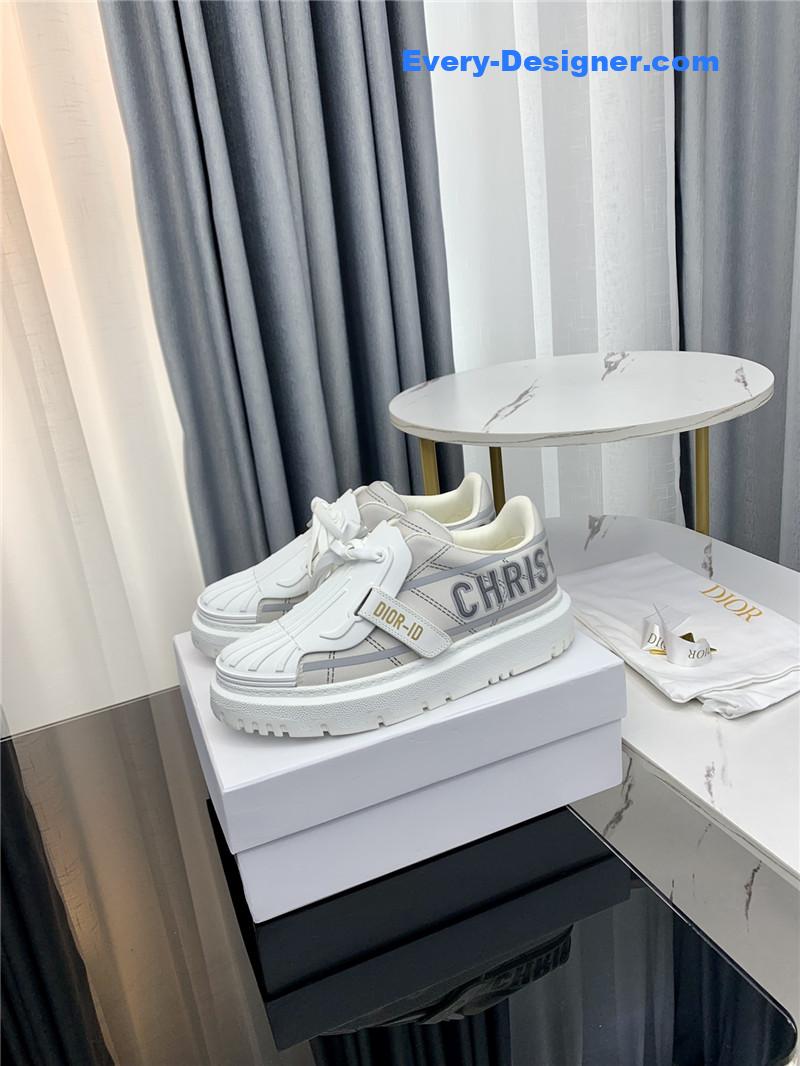 D10r shell shoes