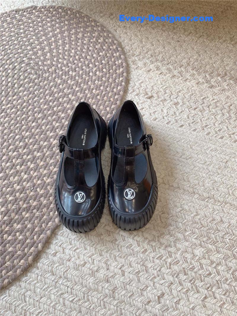 l0vis Vvtt0n lv mary jane shoes