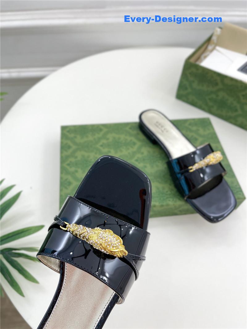 Gvc*1 new metal snake head slippers