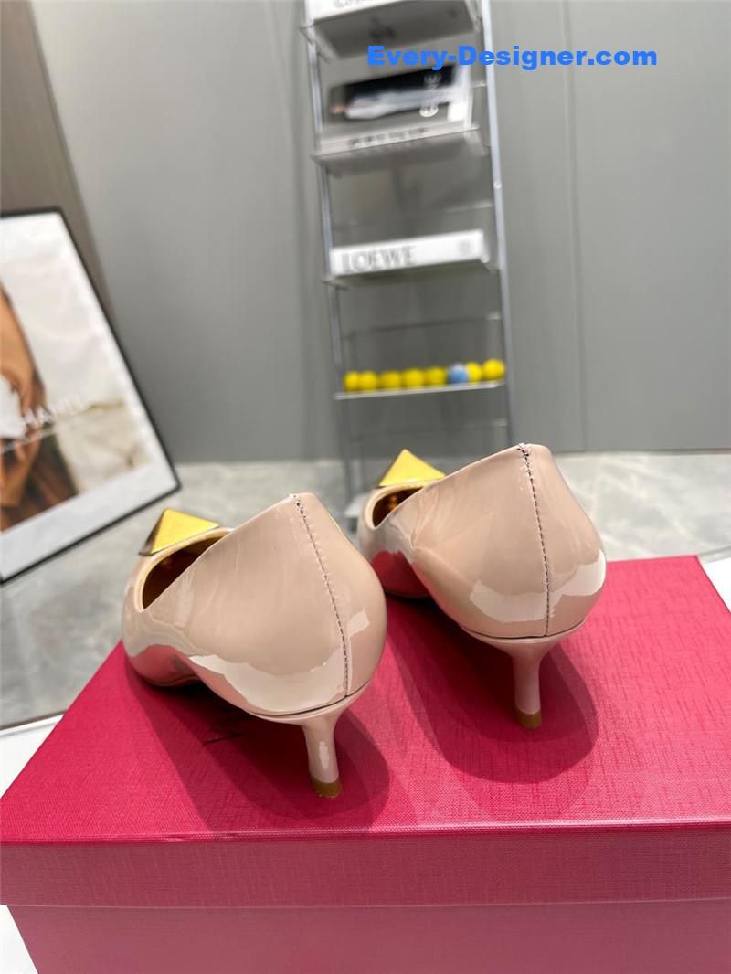 Va1e*ntin0 top rhinestone stud high heels
