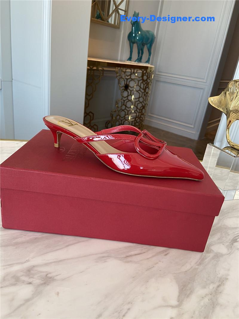 Va1e*ntin0 top sandals