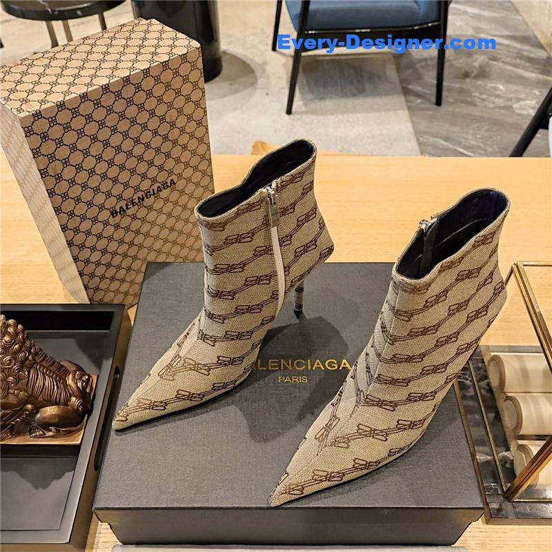 Ba1en*iaga pointed toe stiletto boots