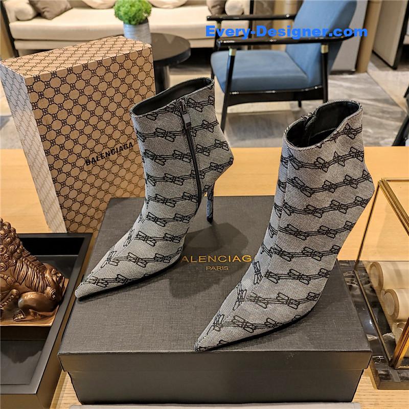 Ba1en*iaga pointed toe stiletto boots