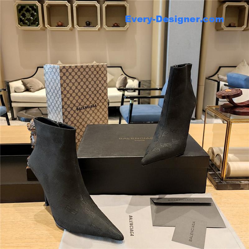 Ba1en*iaga pointed toe stiletto boots