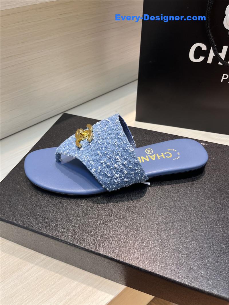 CC flip flops flip flops