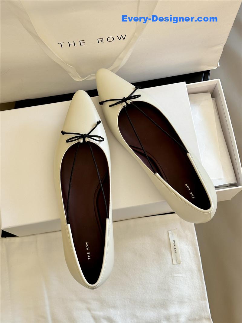 bowknot pointe shoes